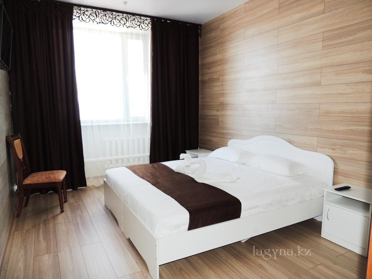 Laguna Hotel Qostanay Esterno foto