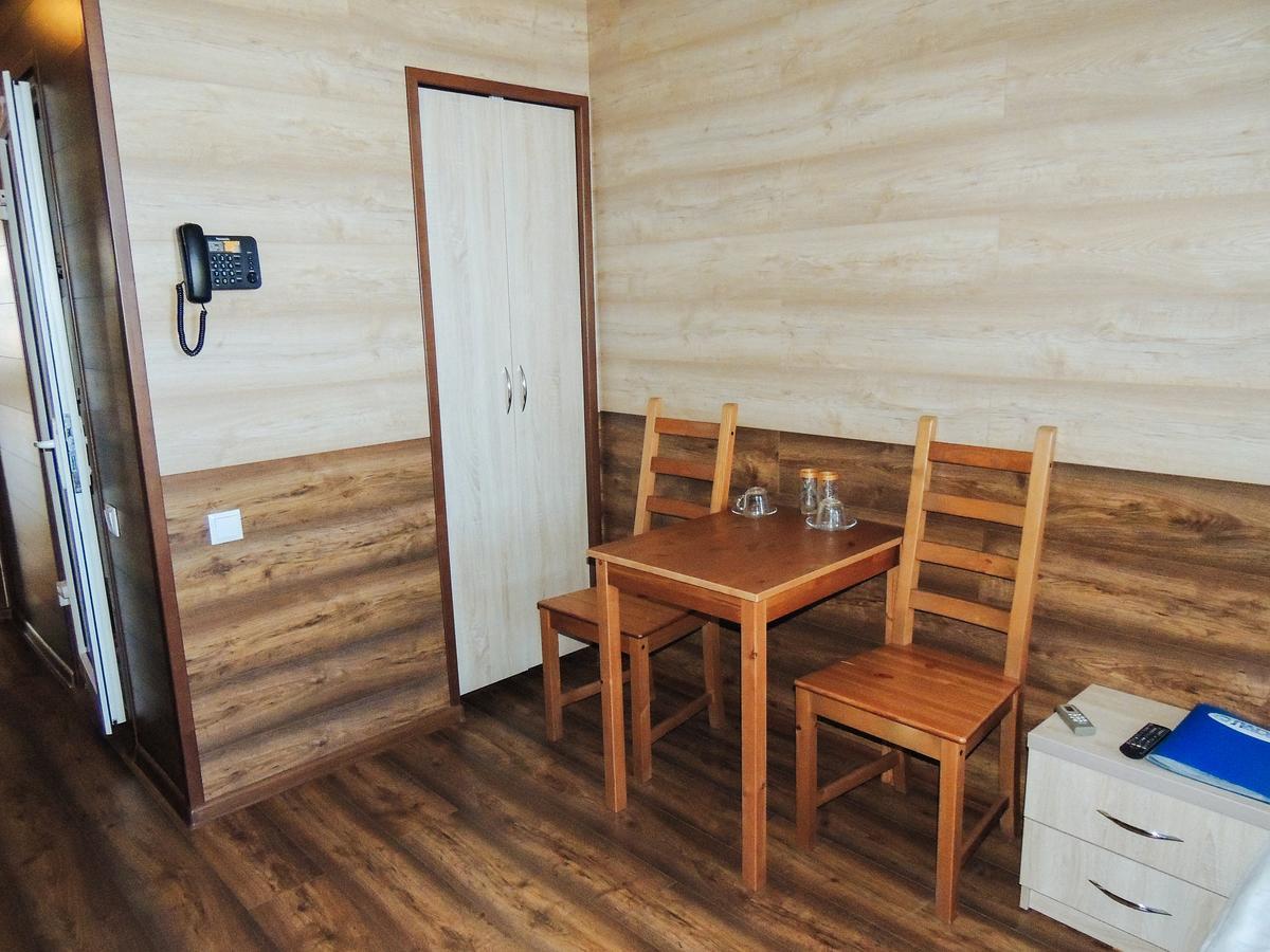 Laguna Hotel Qostanay Esterno foto