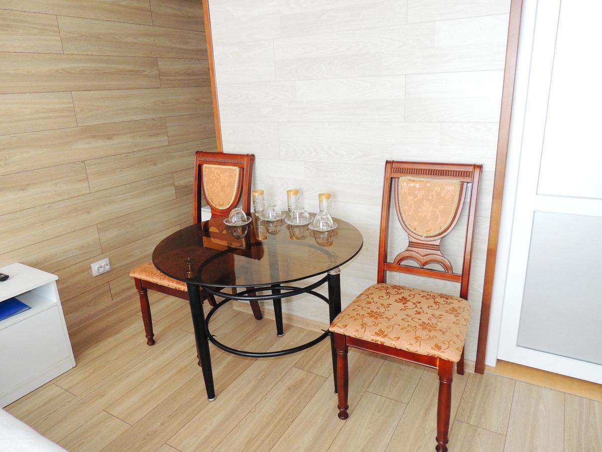 Laguna Hotel Qostanay Esterno foto