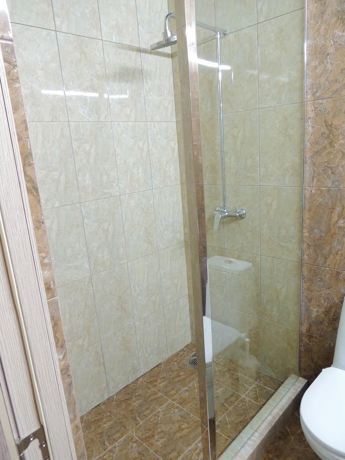 Laguna Hotel Qostanay Esterno foto